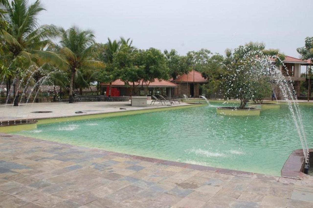 Esthell Village Resort Mahabalipuram Extérieur photo